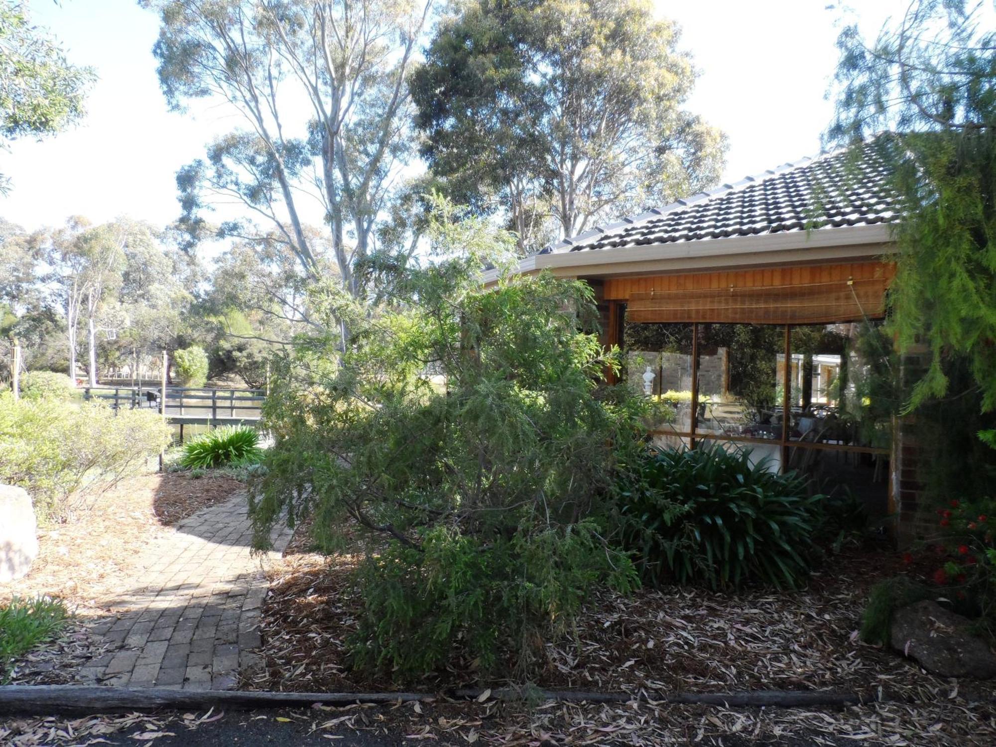 Magdala Motor Lodge & Lakeside Restaurant Stawell Eksteriør billede