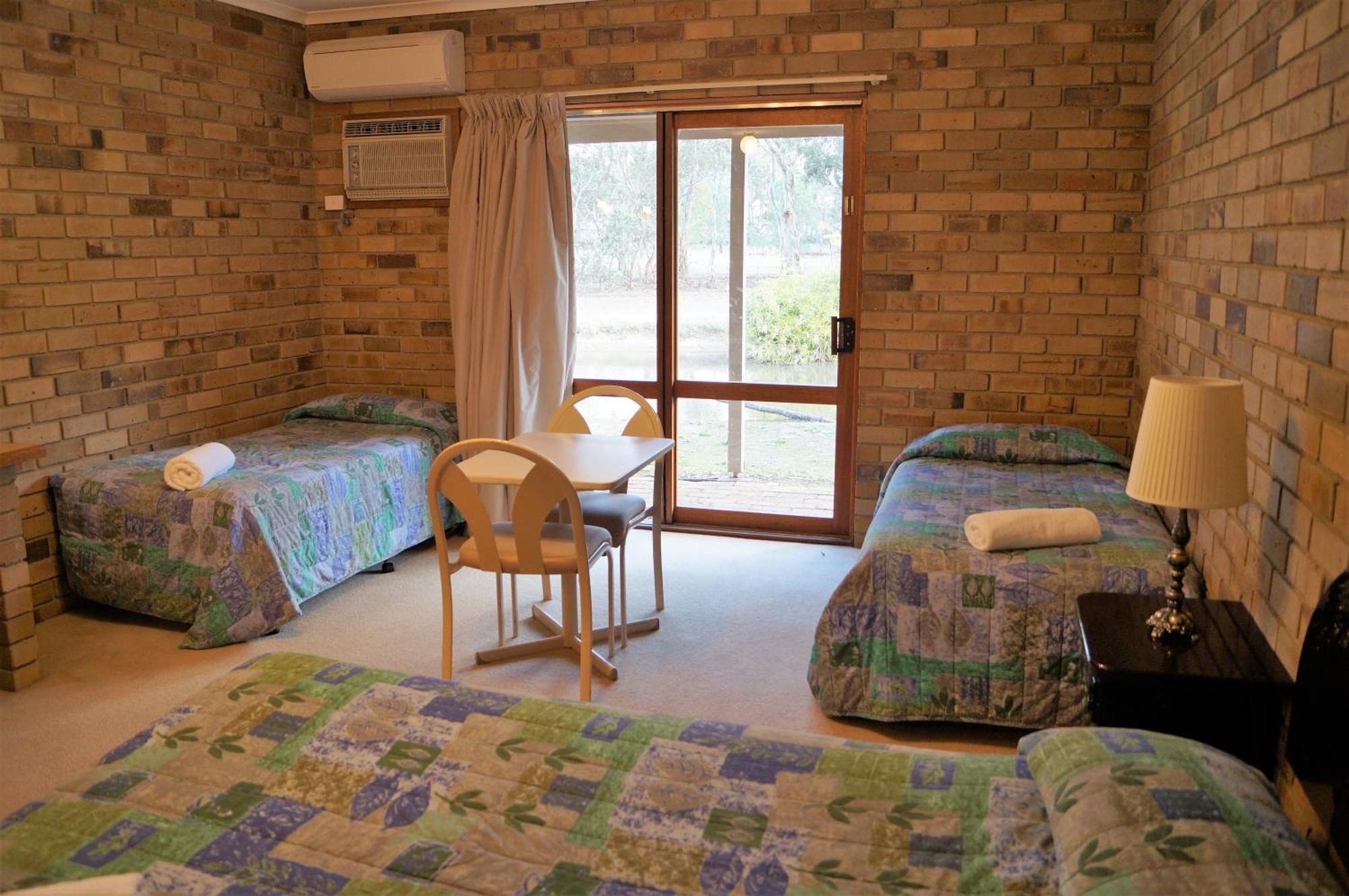 Magdala Motor Lodge & Lakeside Restaurant Stawell Værelse billede